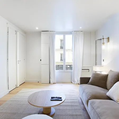 In The Center Of By Prestige Apartment Paris